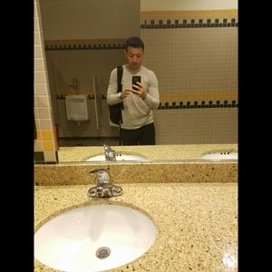 Meet your Posher, Luis